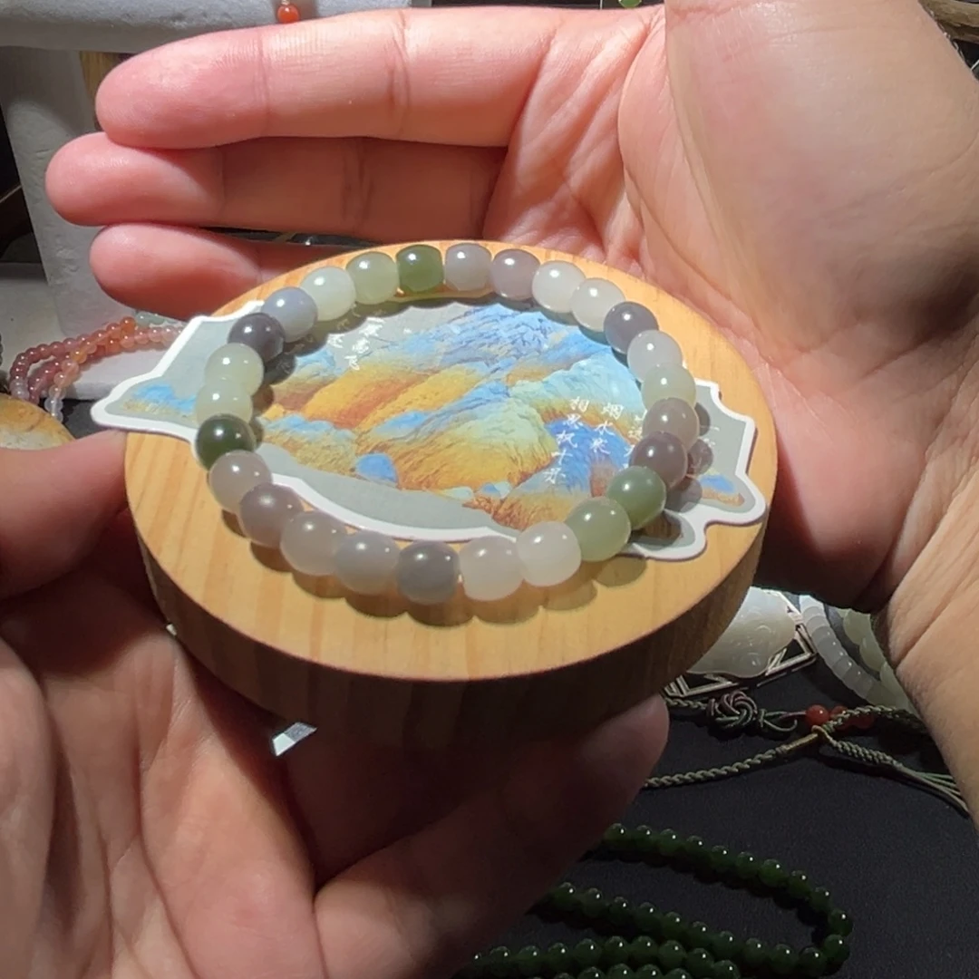 我***豆和田玉未镶嵌珠宝半成品