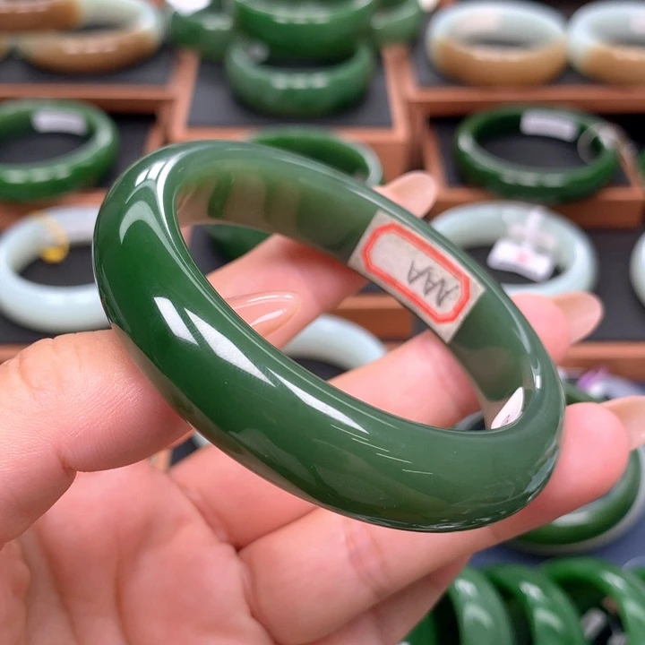 未镶嵌手镯和田玉（碧玉）5758圈口