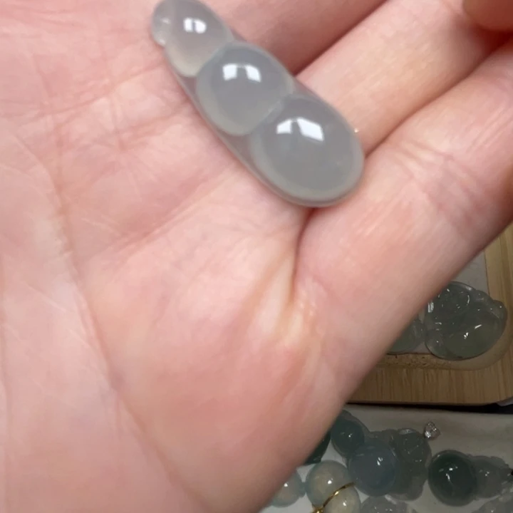 翡翠未镶嵌吊坠(不含链)翡翠