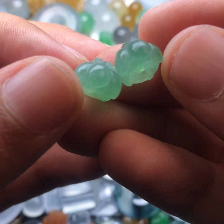 未镶嵌定制翡翠阿****财挂件