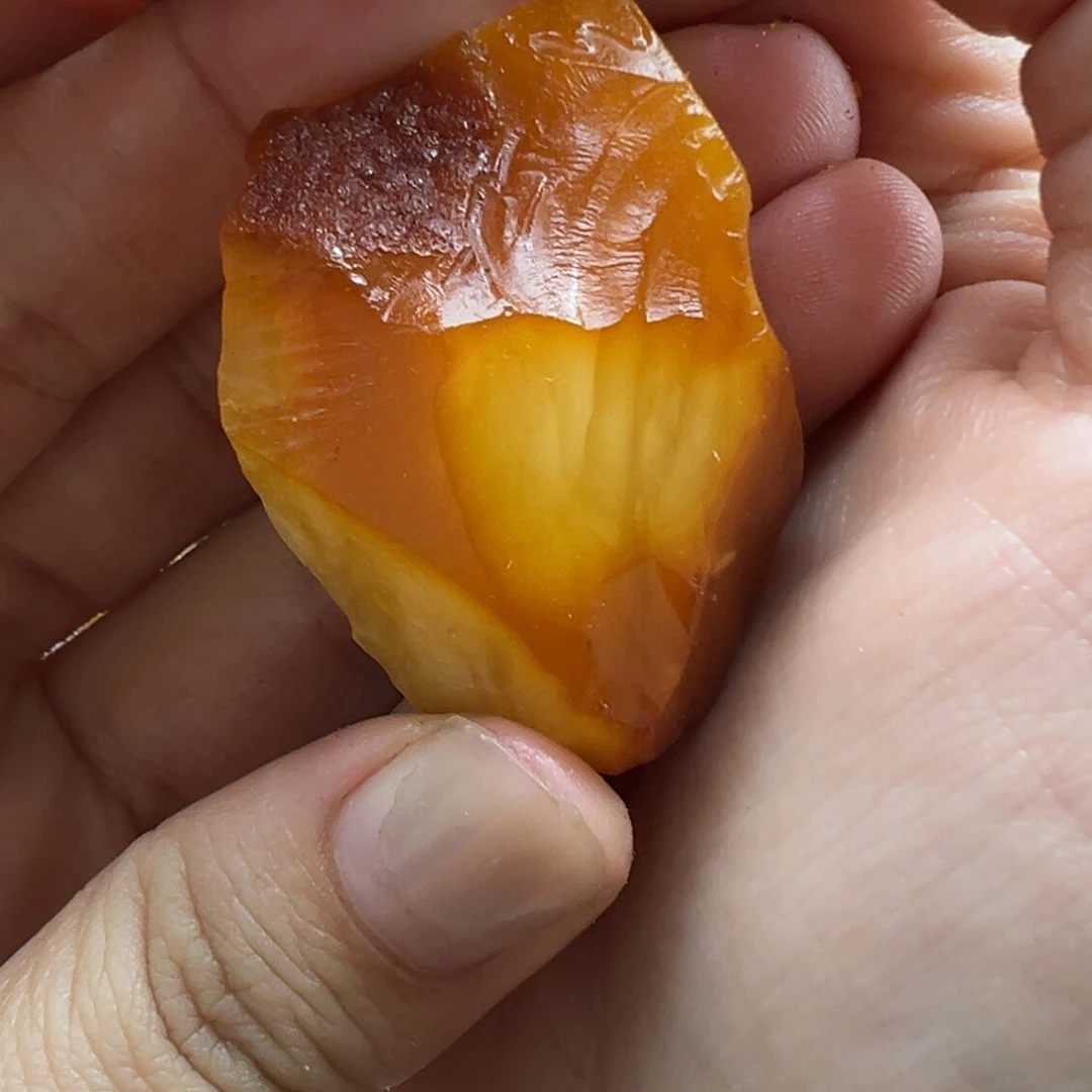 万***琬定制琥珀蜜蜡定制