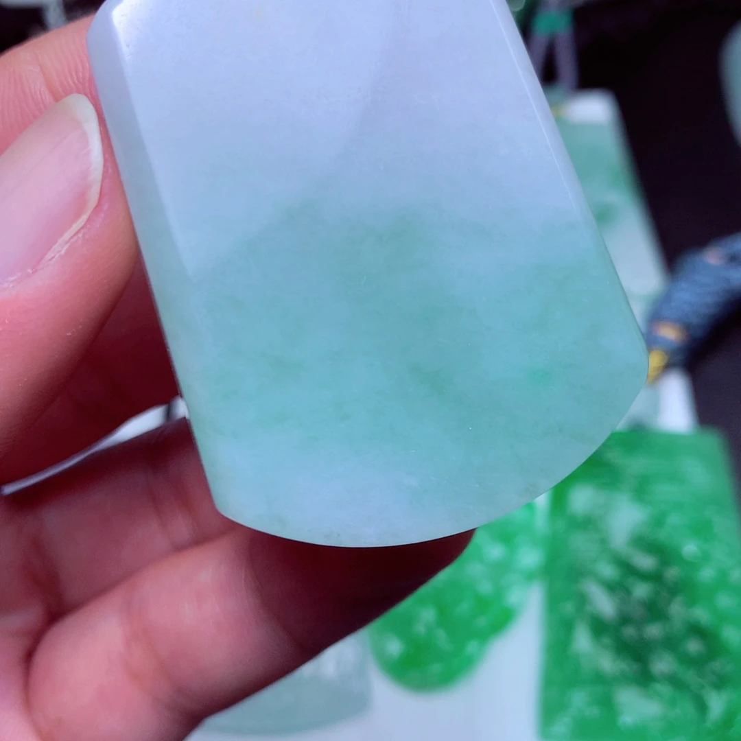 颈饰未镶嵌翡翠天然A货翡翠