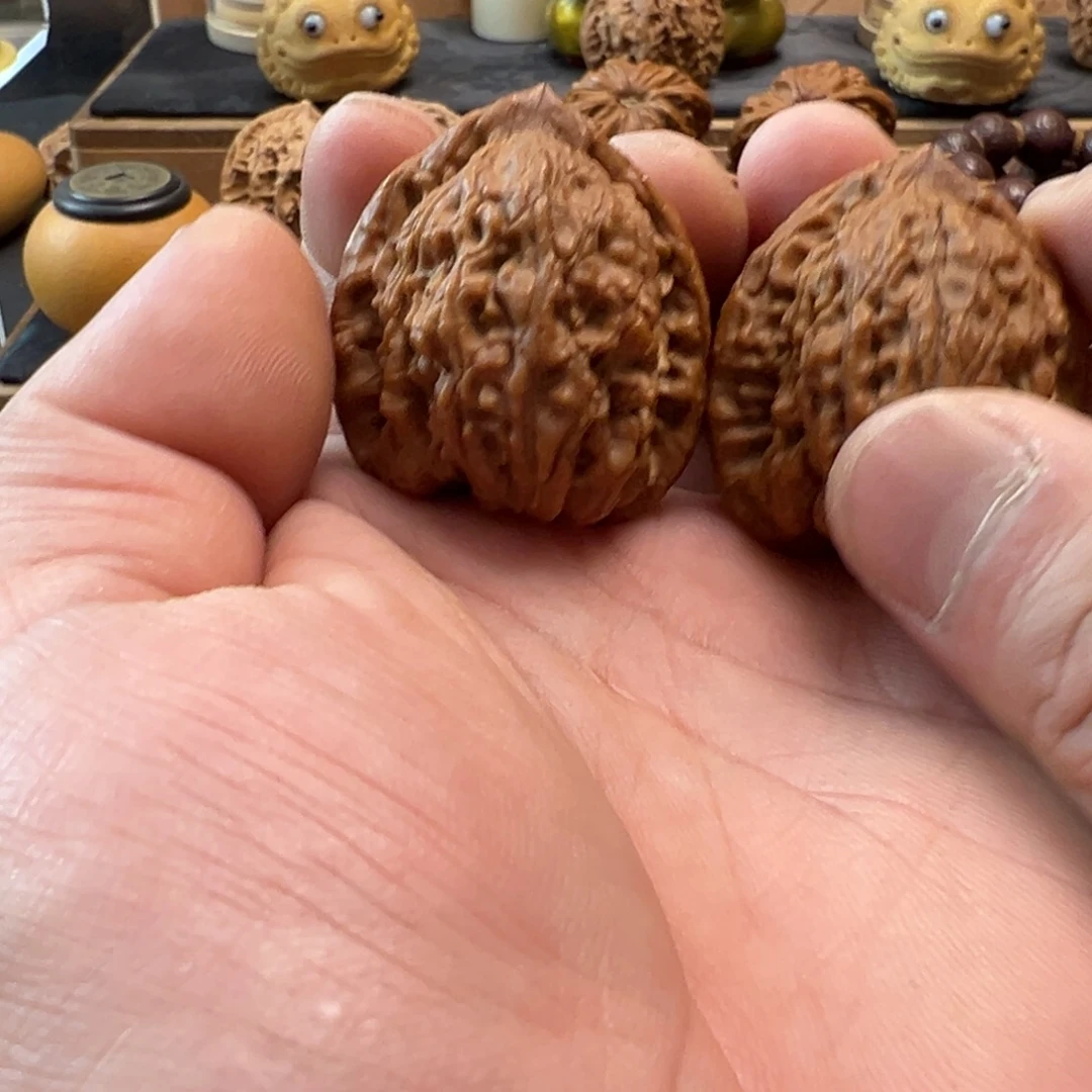 猴头核桃把件文玩核桃，蚂蚁王