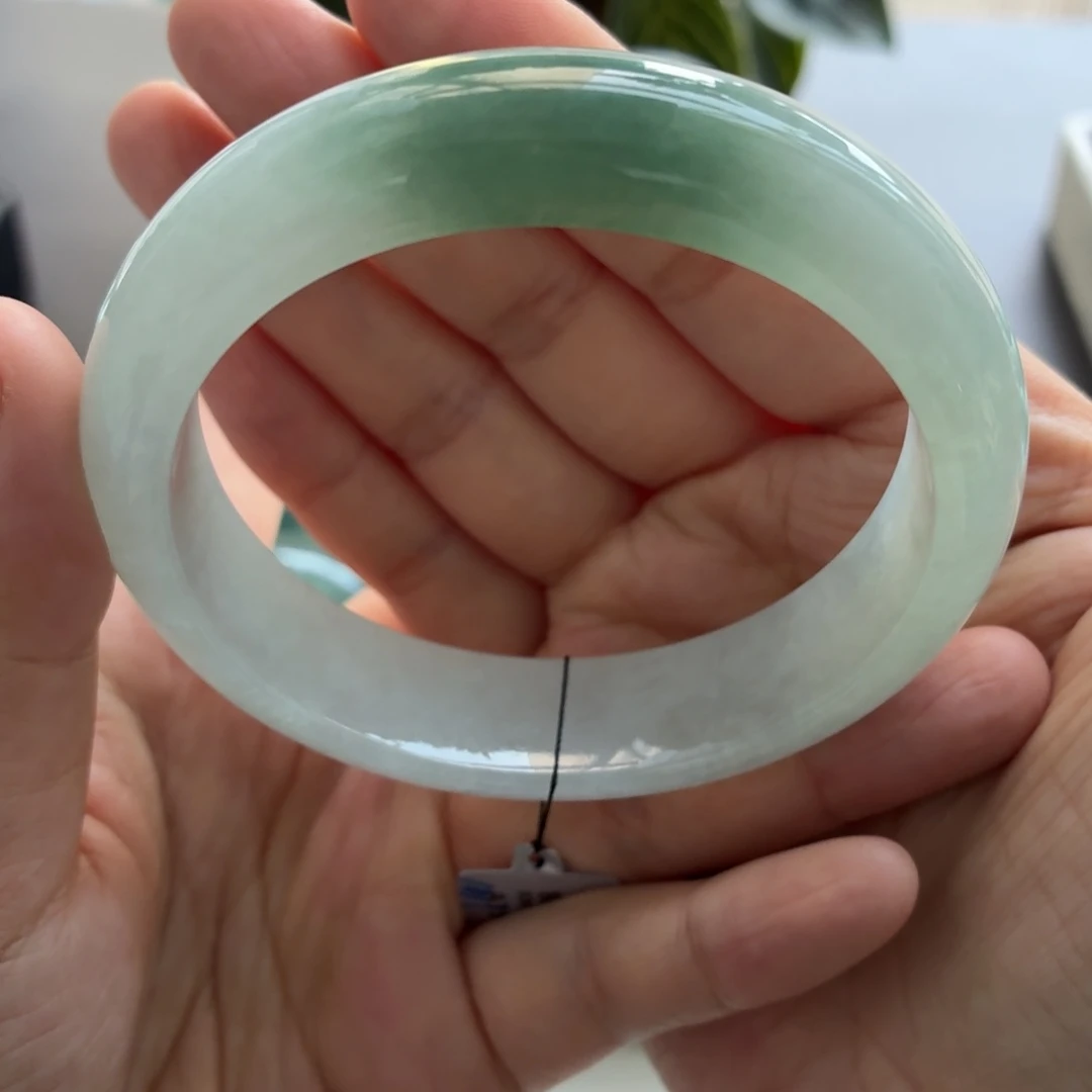 翡翠未镶嵌手镯天然