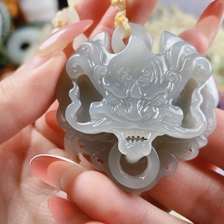 未镶嵌和田玉挂件