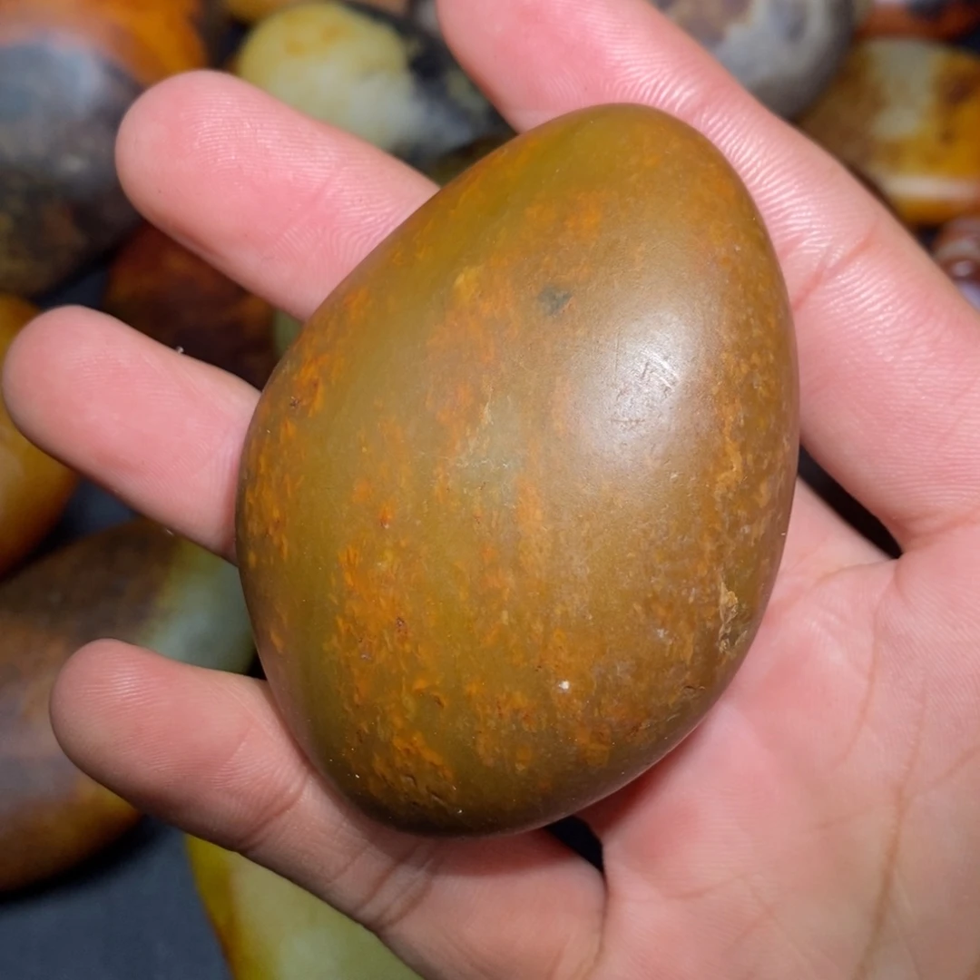 和田玉未镶嵌珠宝奇石