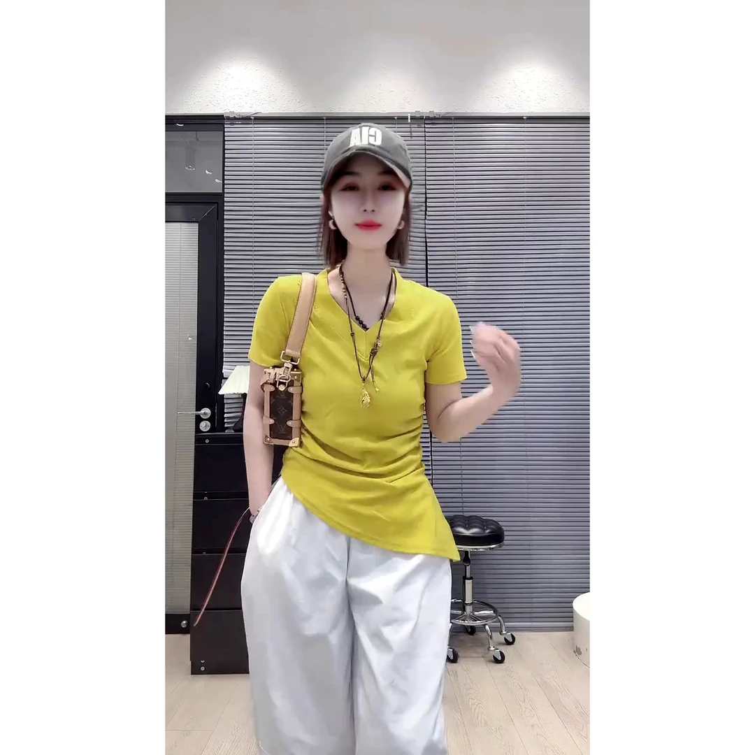 2025春季新款时尚百搭显瘦掐腰设计感V领打底衫女