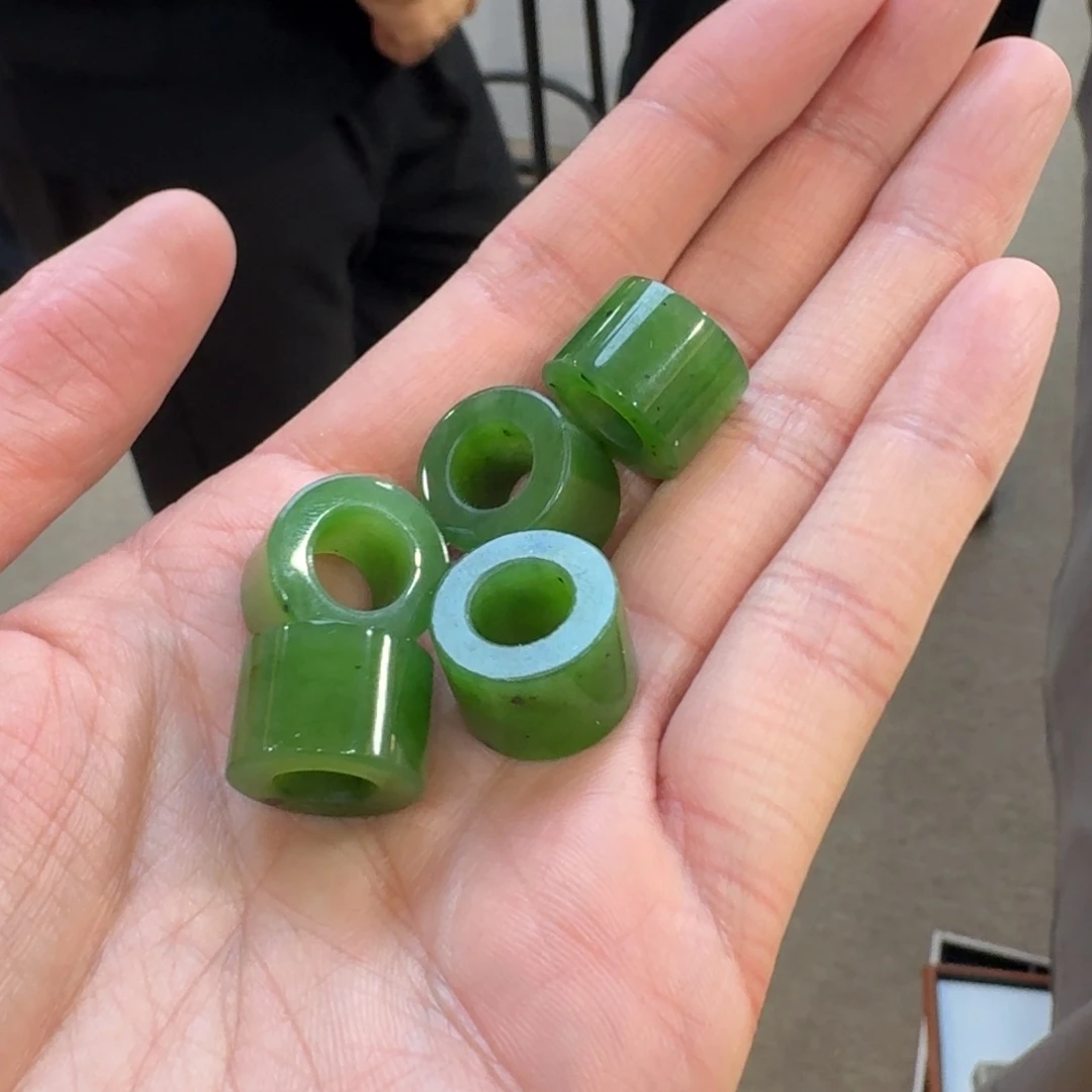 和田玉未镶嵌颈饰1225残暴哥代购不退多样性发其一