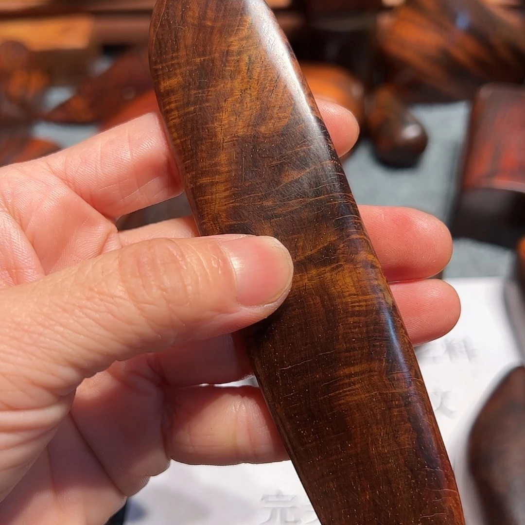 交趾黄檀（大红酸枝）爸****肥