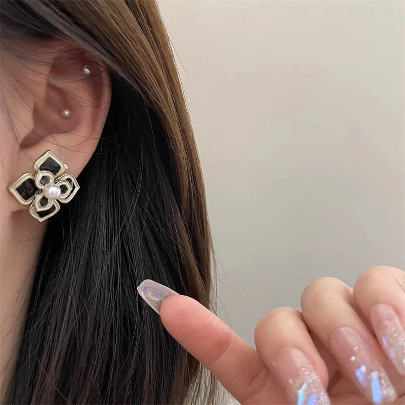 铜合金耳饰 小香风时尚气质轻奢耳饰法式L050