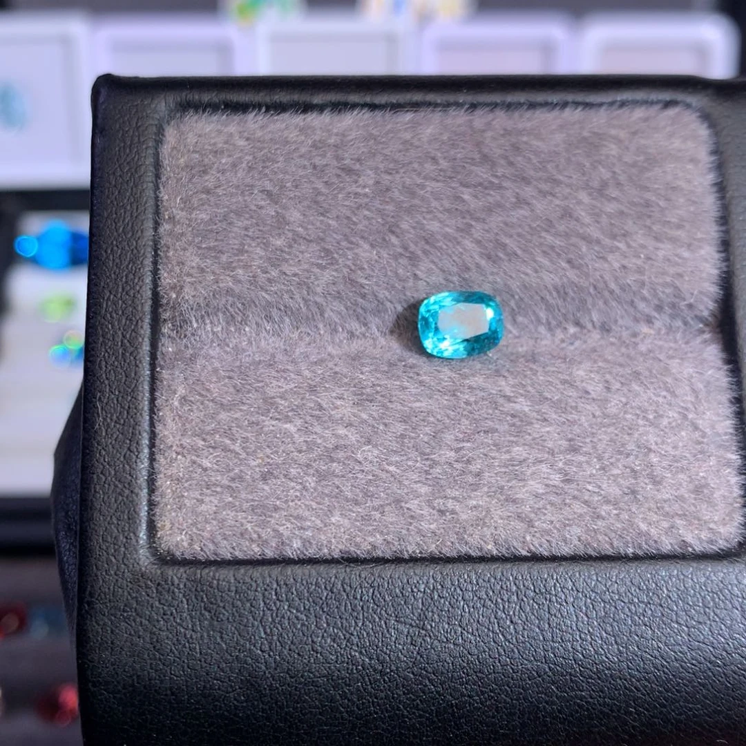 裸石未镶嵌磷灰石1.18ct
