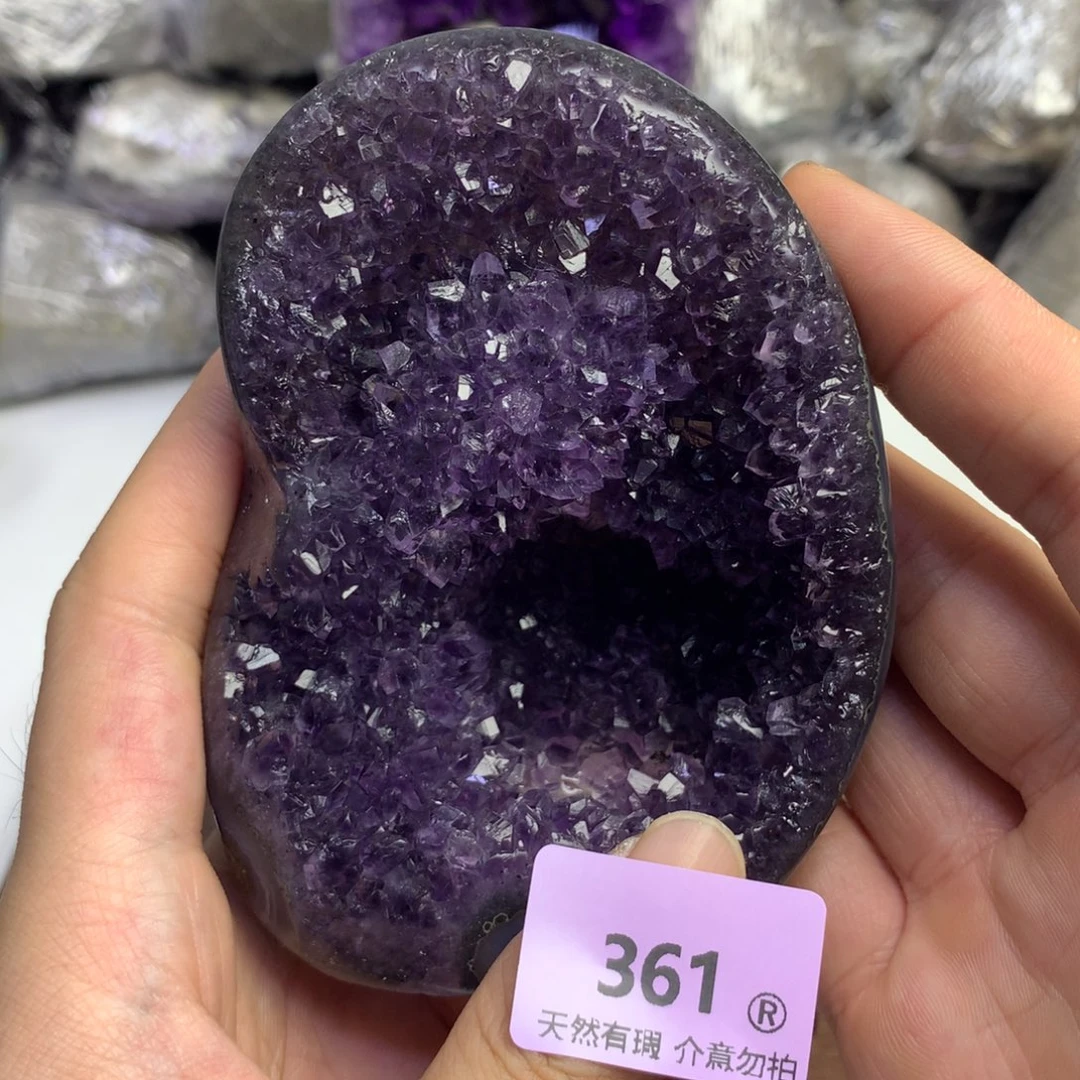 未镶嵌水晶大型摆件（非配饰）