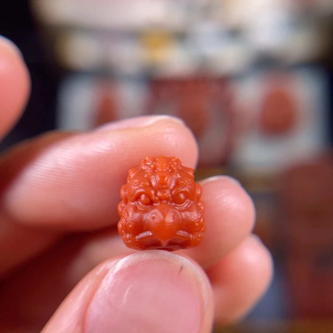 南红玛瑙未镶嵌大鹏鸟10.4*9.7