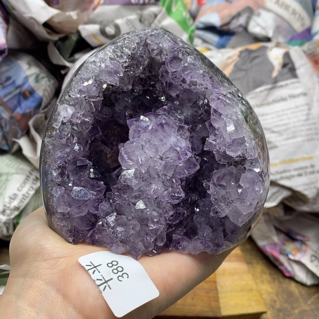 紫晶乌拉圭未镶嵌