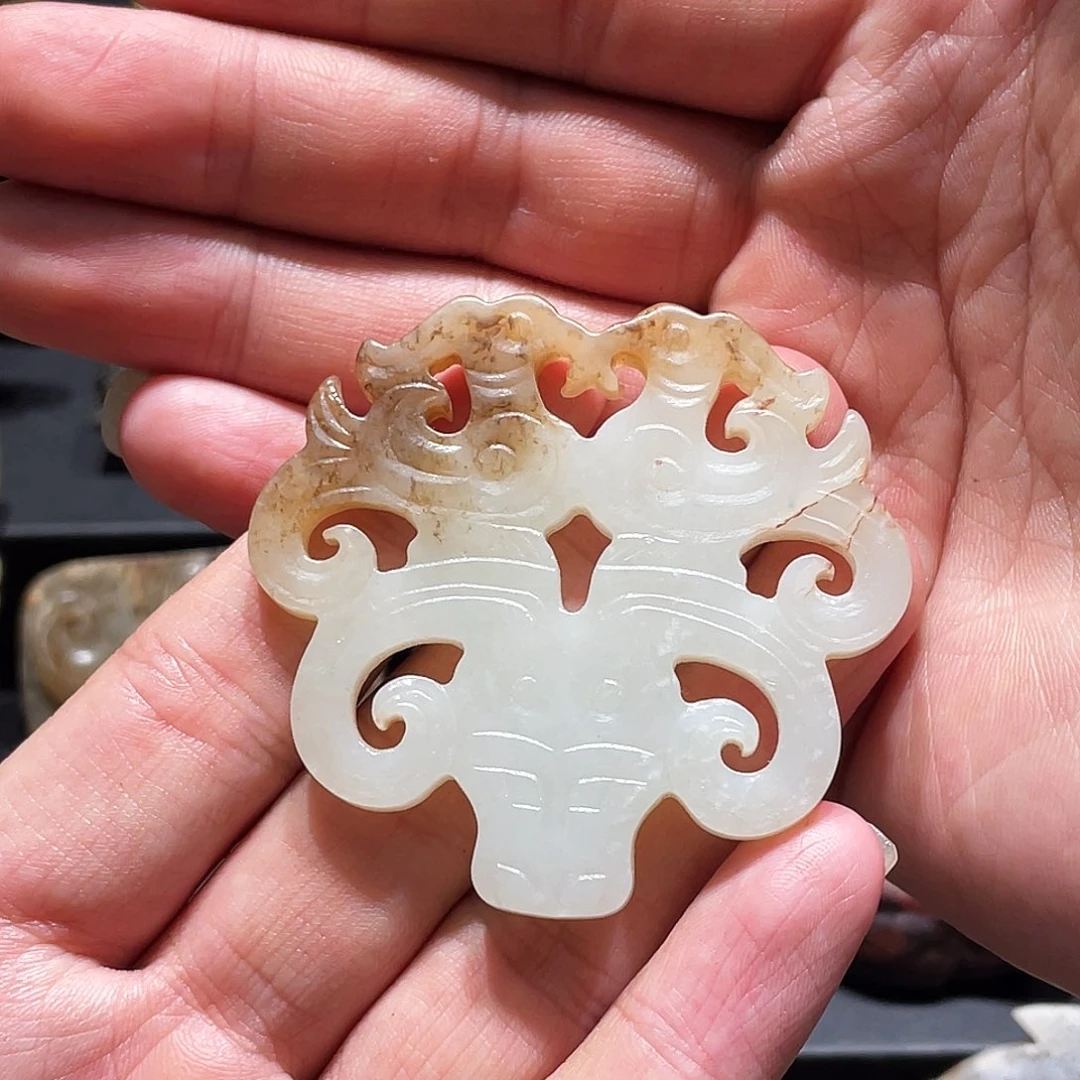 和田玉（糖玉）未镶嵌颈饰采**篱