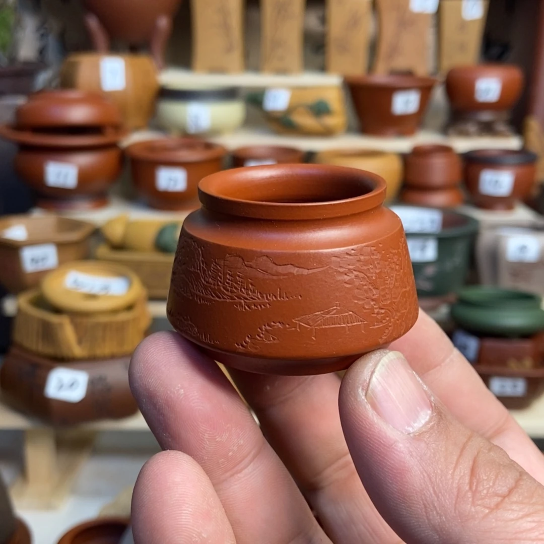 紫砂花盆孙伟手拉胚带刻绘，内口经尺寸3×2.5