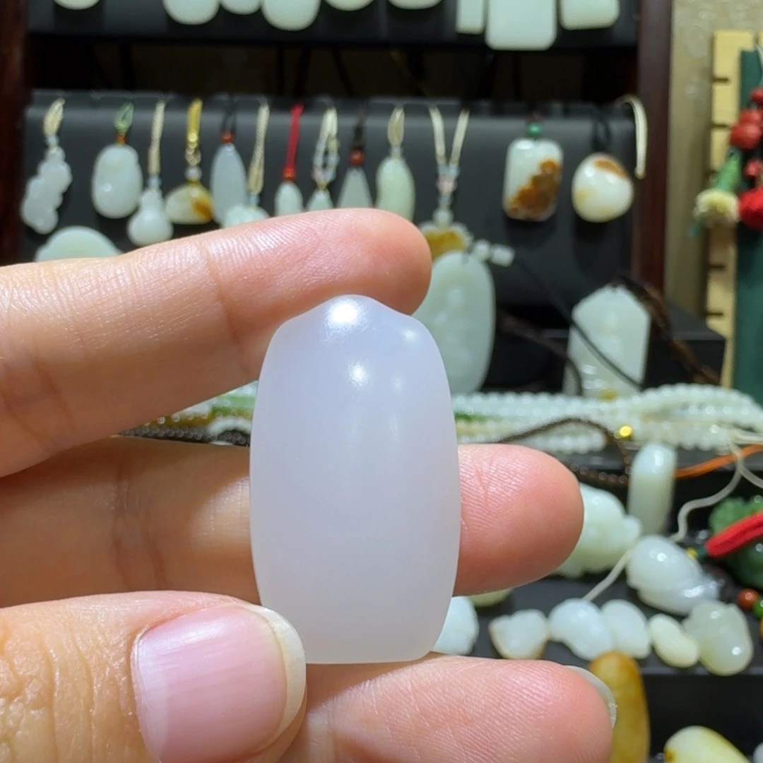 颈饰未镶嵌和田玉和田玉白玉无事牌