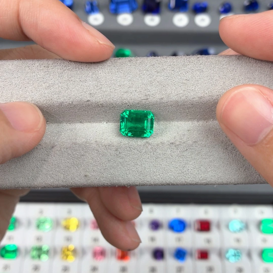 合成（培育）祖母绿裸石未镶嵌燚*2.33ct