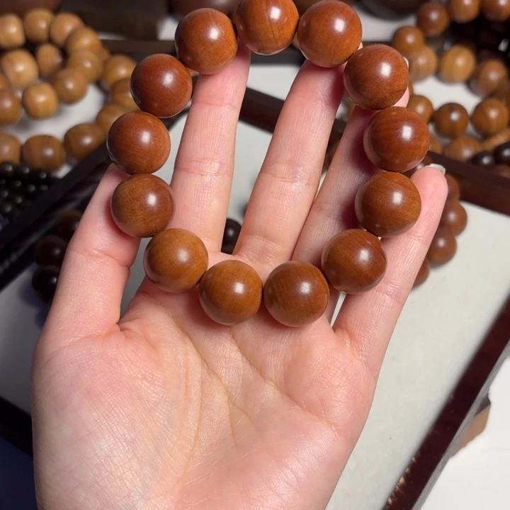 淡***墨檀香木1.8老山檀红肉奶香奶甜