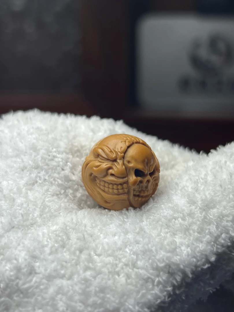 18左右尺寸骷髅多面猴头核桃（全品有正常封口线）