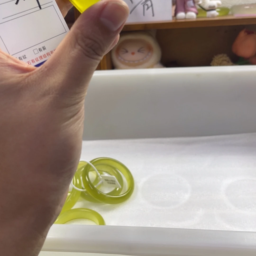 蛇纹石玉未镶嵌手镯464