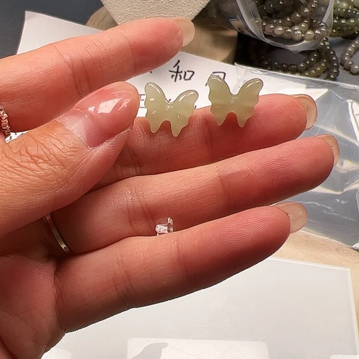 和田玉银S925镶嵌耳饰3