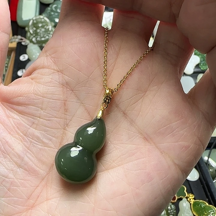 颈饰银S925镶嵌和田玉