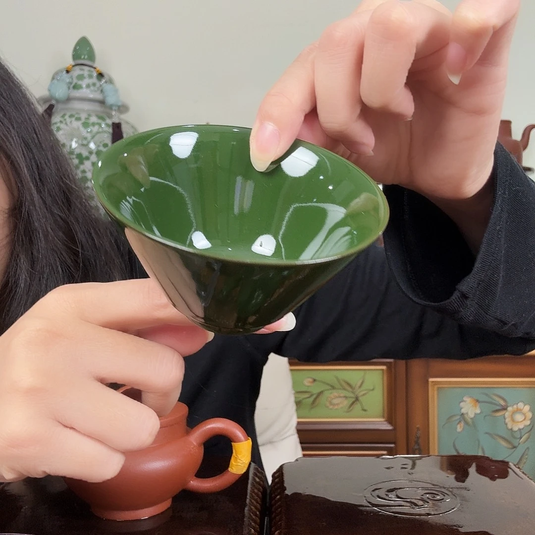 茶杯紫砂富甲一方