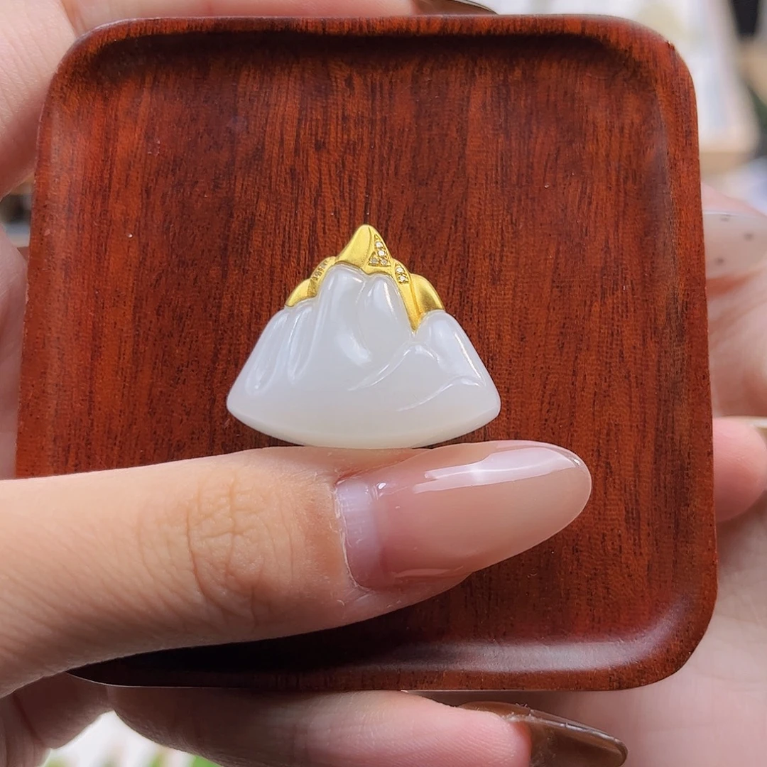 和田玉18K金镶嵌吊坠(不含链)