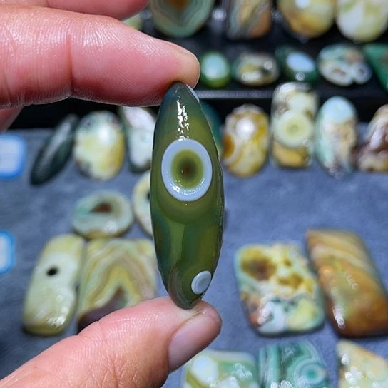 【闪购商品】未镶嵌玛瑙/玉髓珠宝奇石