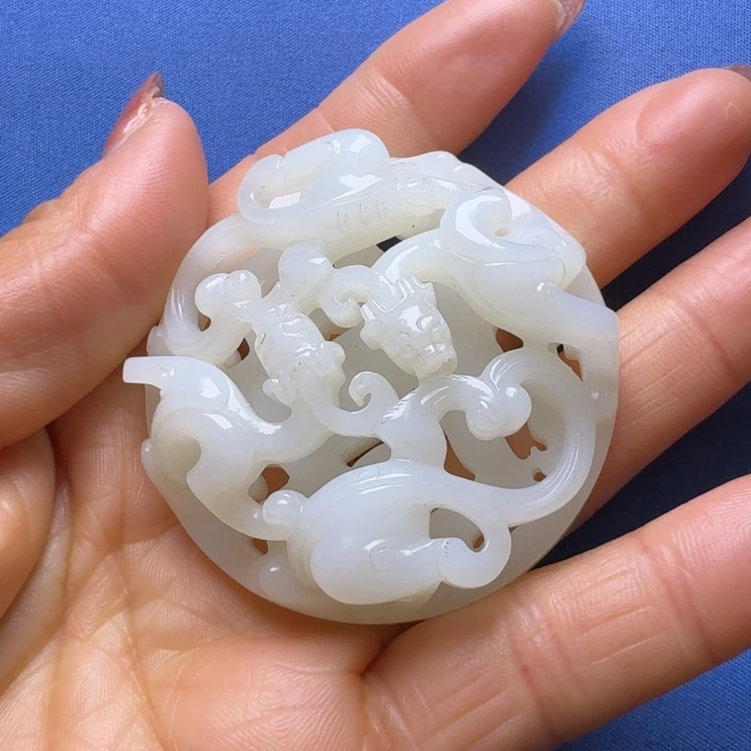 和田玉（糖玉）颈饰未镶嵌