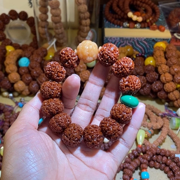 金刚菩提吊坠196玉化貔貅绿扣