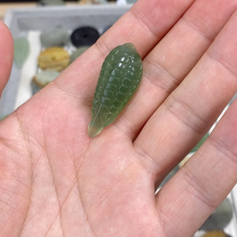 【闪购商品】岫玉未镶嵌颈饰岫玉吊坠