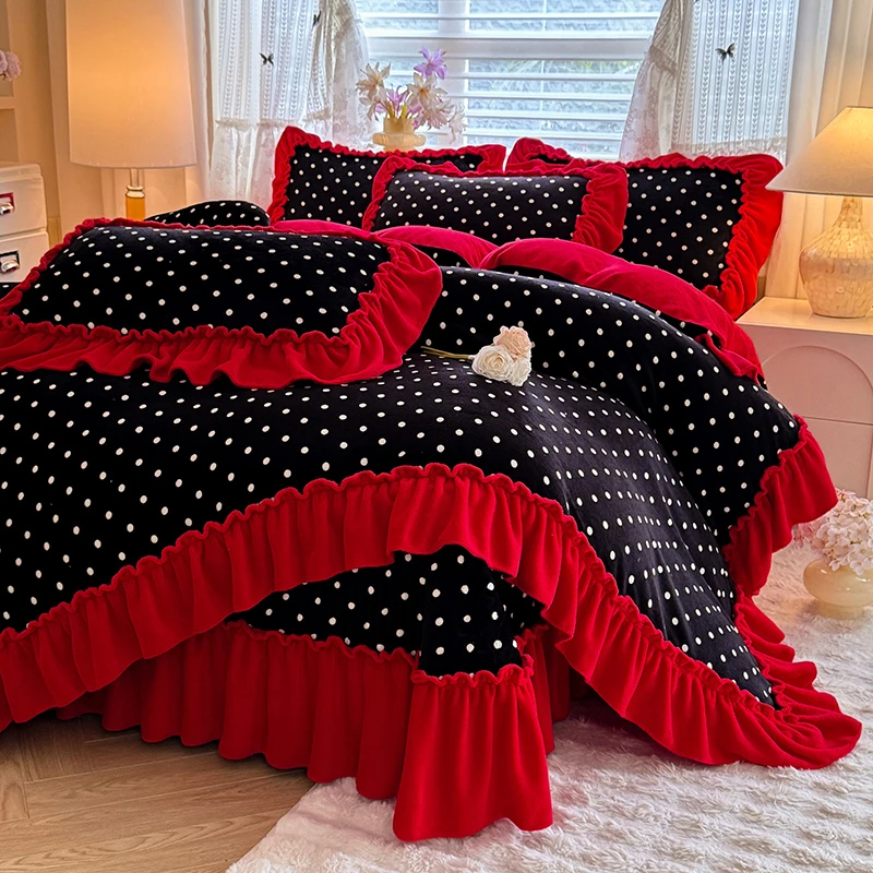 新款法式大花边印花牛奶绒床盖款四件套家用保暖床品套件好看舒服