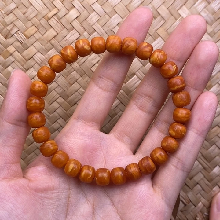 琥珀未镶嵌裸石蜜蜡