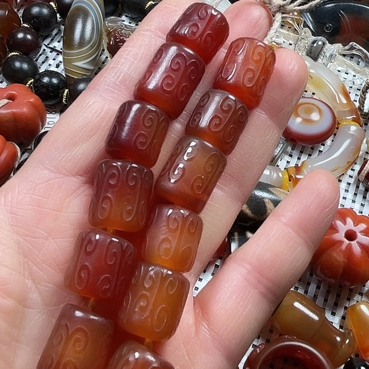 玛瑙/玉髓未镶嵌挂件