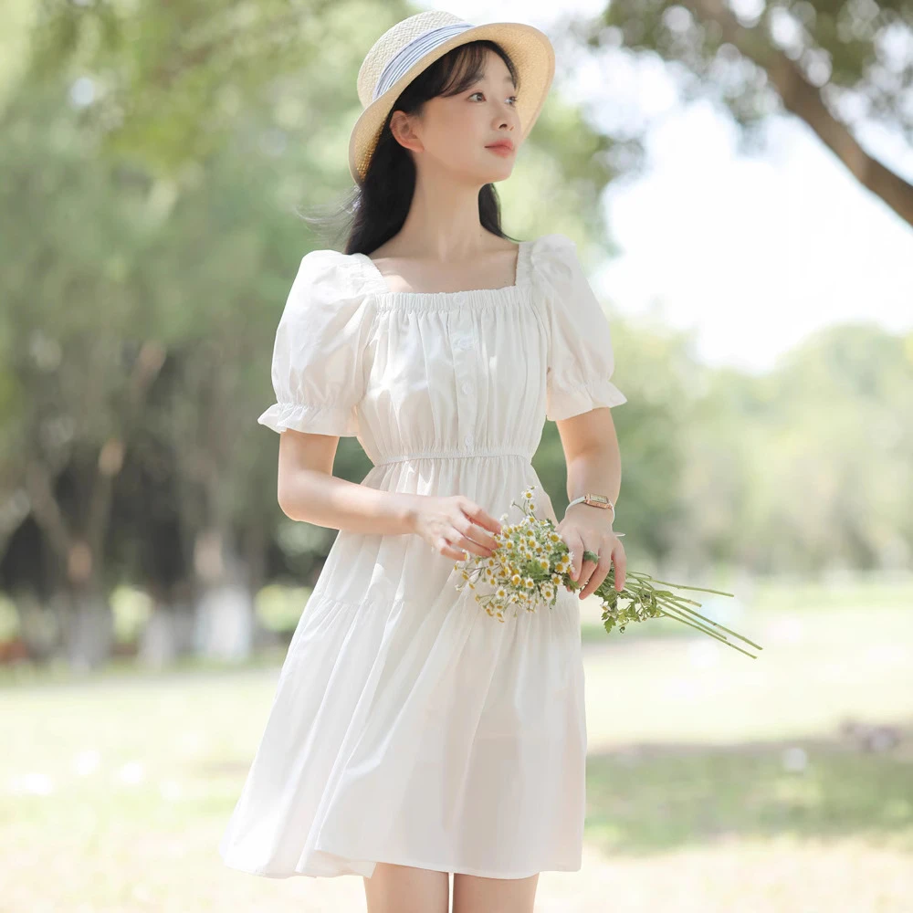 甜美清新小个子连衣裙女夏季新款白色方领减龄收腰显瘦仙气裙子