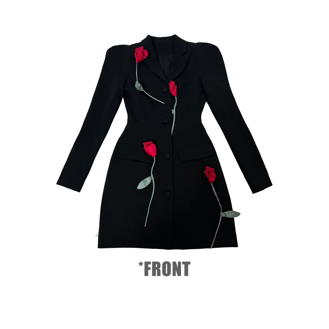 玫瑰花西装（花能拆，瑕疵介意勿拍）