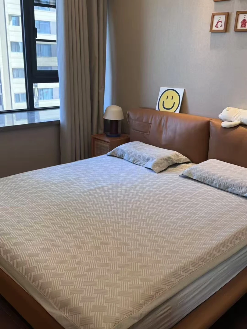 纯原冷感软床垫！