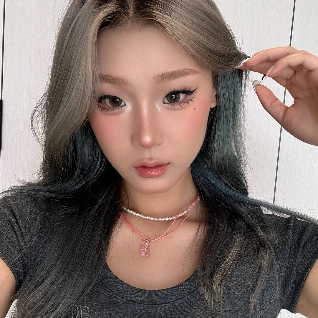 非金属树脂吊坠 粉色可爱双层小熊项链小众设计感高级叠戴颈链