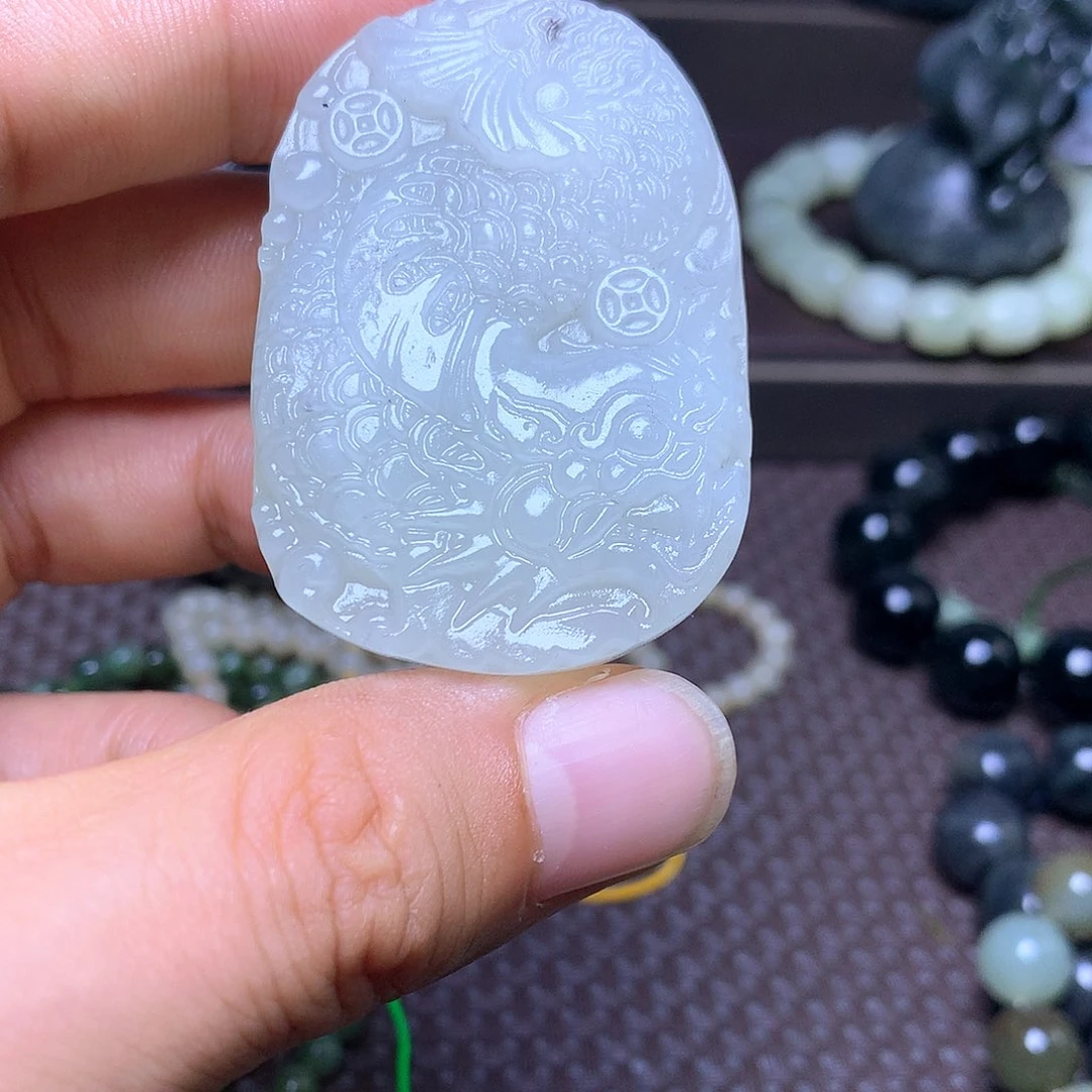 颈饰未镶嵌和田玉