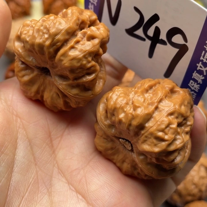 文玩核桃把件蛙蛙36