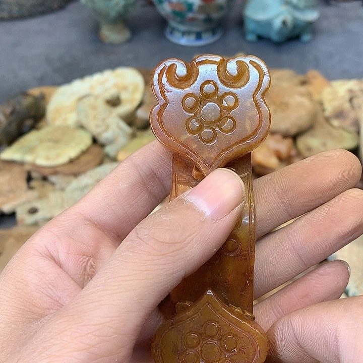 和田玉（糖玉）未镶嵌挂件