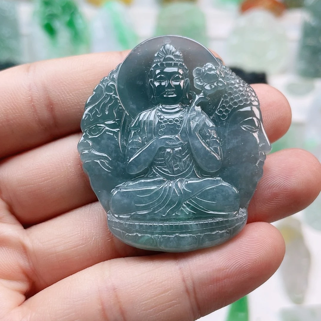 翡翠颈饰未镶嵌大势至