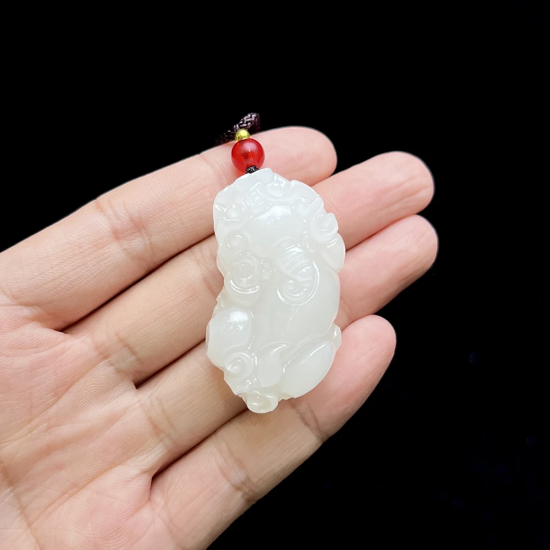 白月光大貔貅吊坠A28-10赠绳礼盒(多样性发)