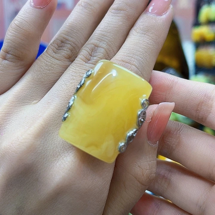 蜜蜡银S925镶嵌裸石戒指