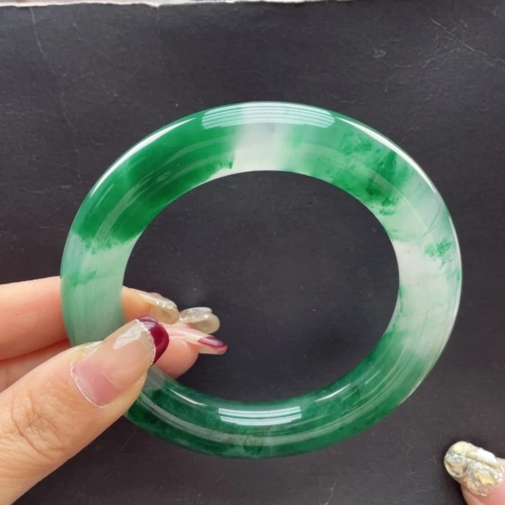 石英质玉手镯未镶嵌紫**叶