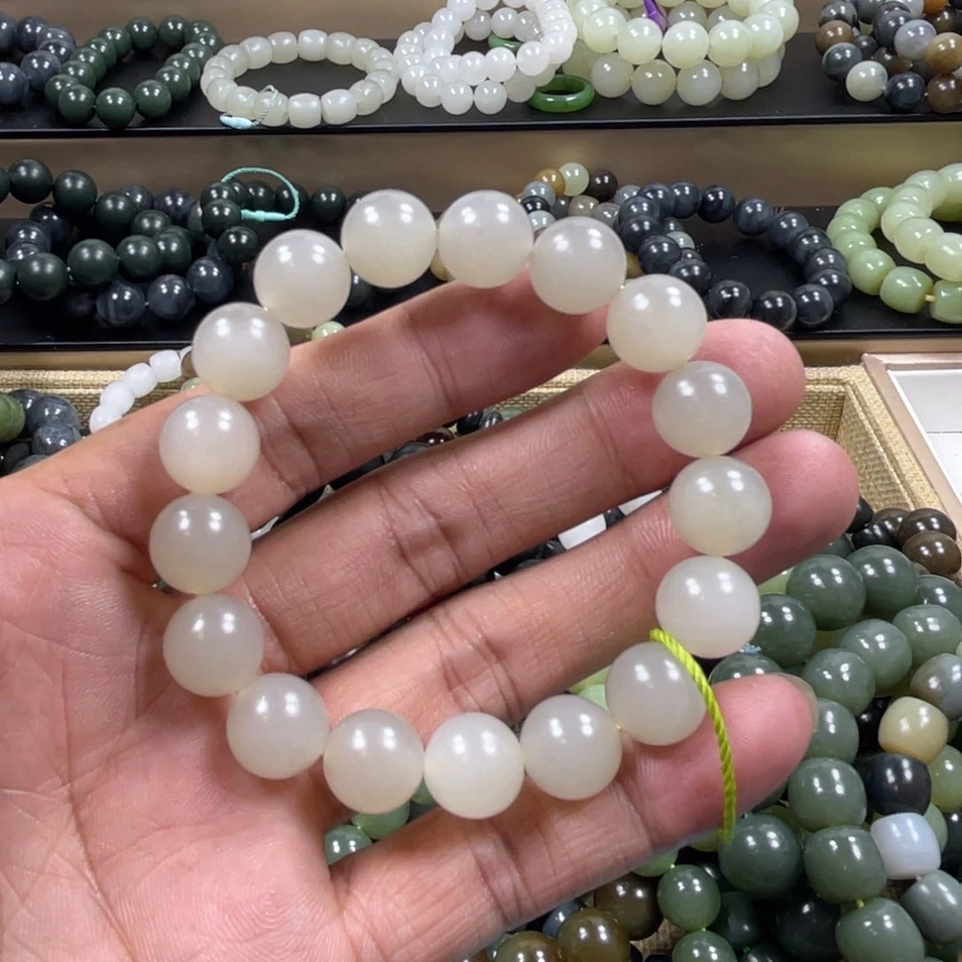 和田玉手串未镶嵌