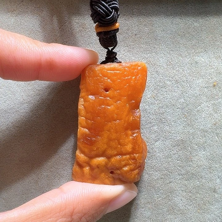 未镶嵌定制琥珀定制