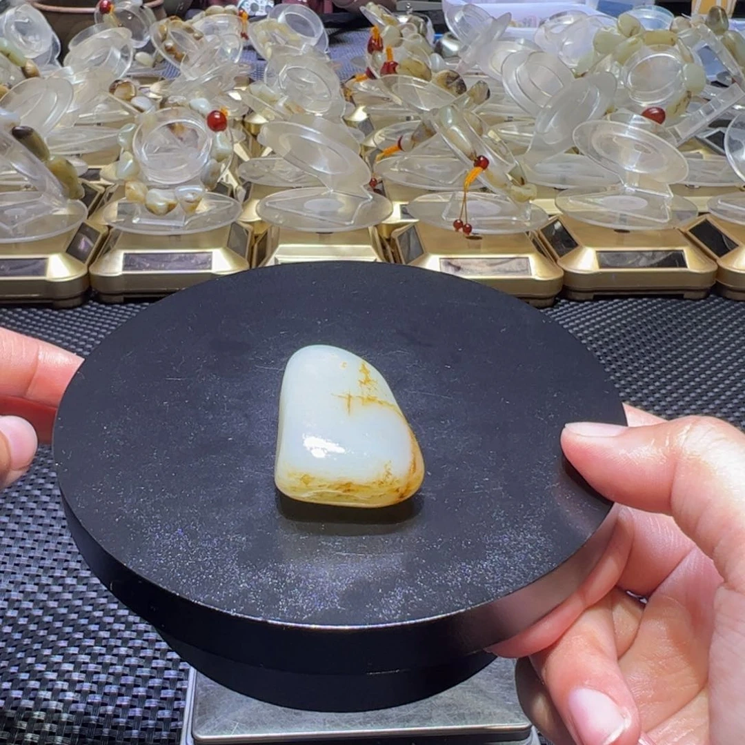 和田玉（子料）未镶嵌吊坠(不含链)37克